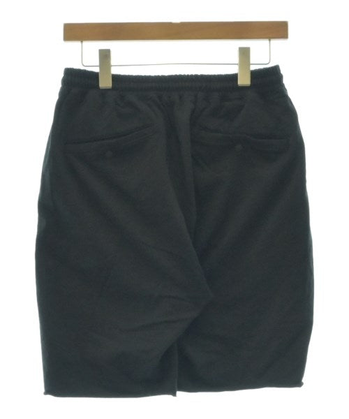 nonnative Shorts