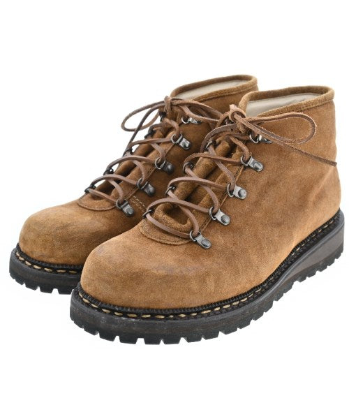 nonnative Boots