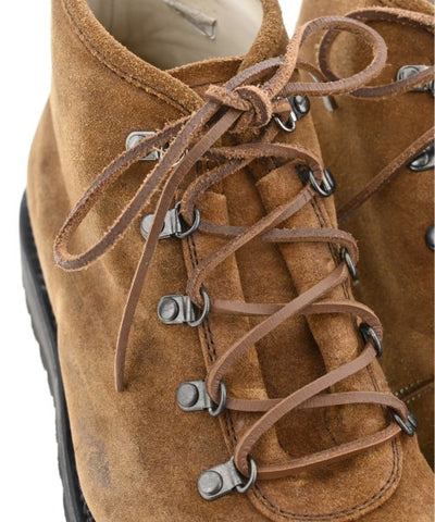 nonnative Boots