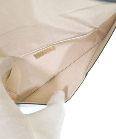 Agnes B. VOYAGE Clutches