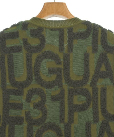 1piu1uguale3 Vests