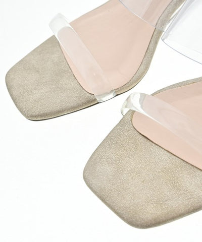 V VII XII XXX Sandals