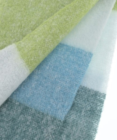 MAISON KITSUNE Winter scarves