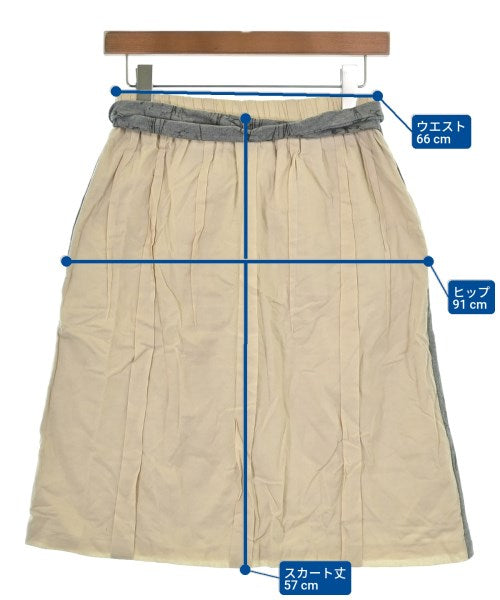 D-due Knee length skirts