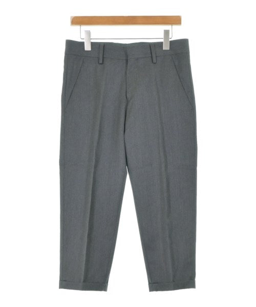 Sasquatchfabrix. Cropped pants