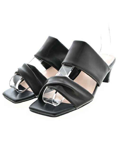 PARADIS COULEUR Sandals