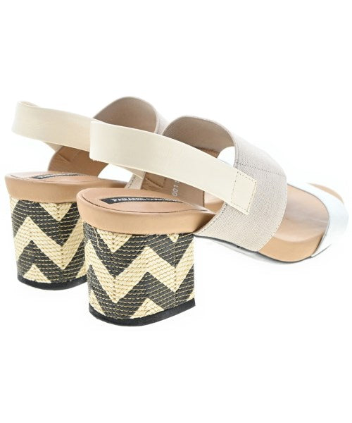 PARADIS COULEUR Sandals