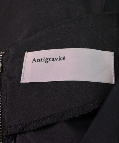 Antigravite Blouses