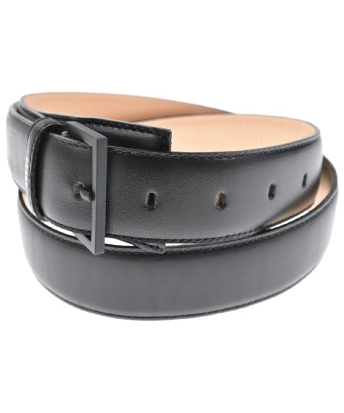 ESSAY Belts