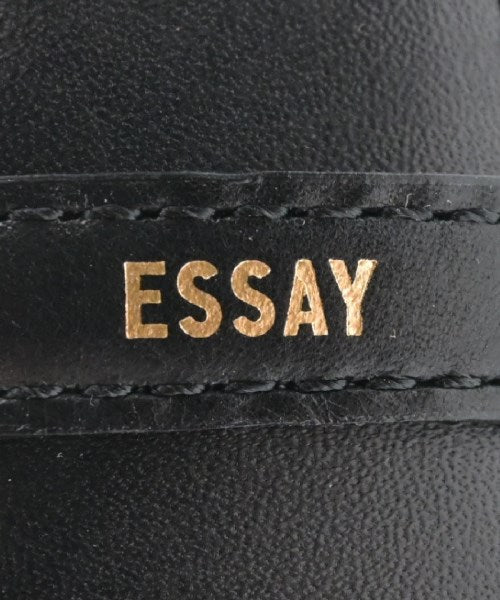 ESSAY Belts