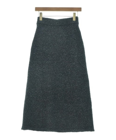styling/ Long/Maxi length skirts