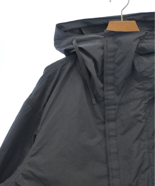 Graphpaper Mountain parka