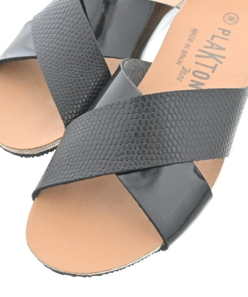 PLAKTON Sandals