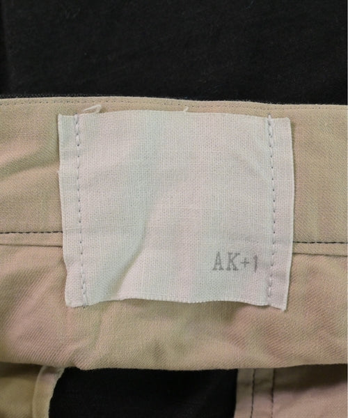 AK+1 by EFFE BEAMS Shorts