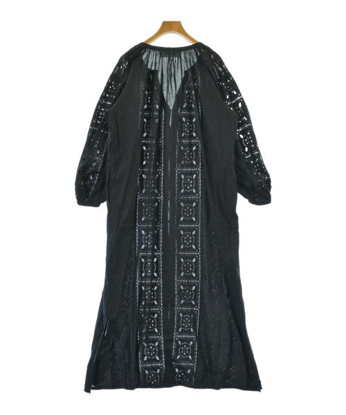 Sara Mallika Dresses