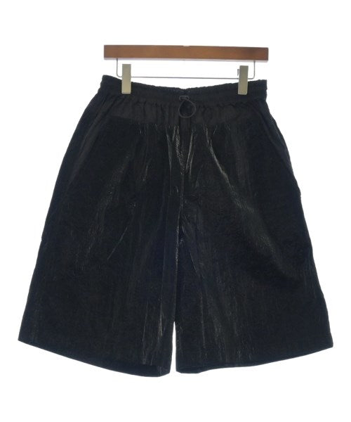 TOGA VIRILIS Shorts