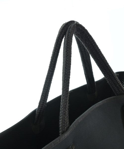 STATE OF ESCAPE Totes