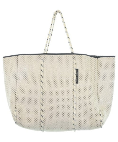 STATE OF ESCAPE Totes