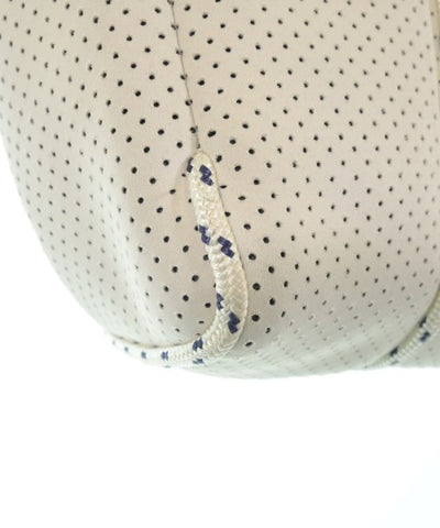 STATE OF ESCAPE Totes