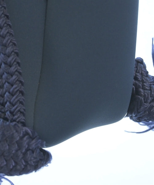 STATE OF ESCAPE Totes