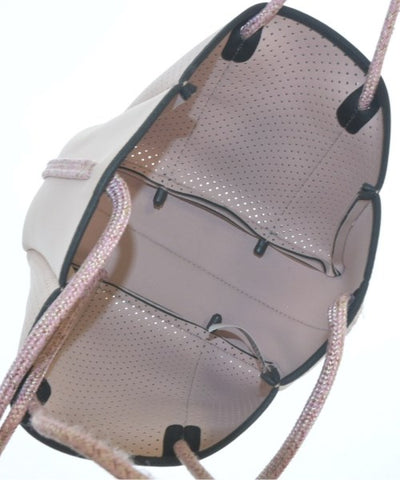 STATE OF ESCAPE Totes