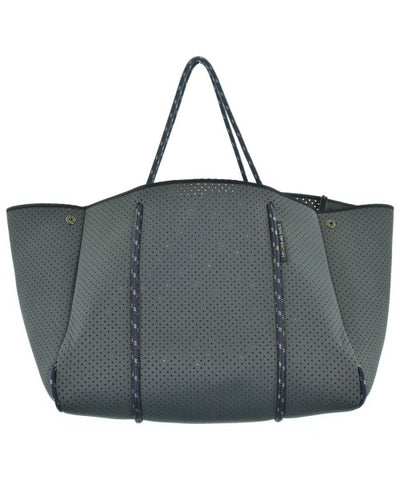 STATE OF ESCAPE Totes