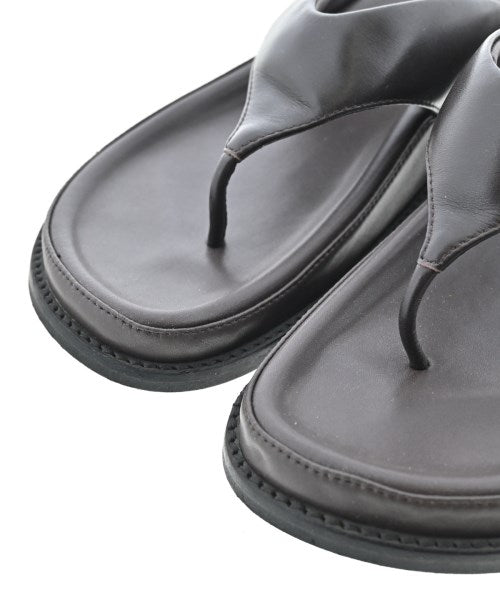 MOHI Sandals