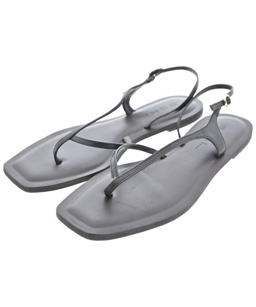 MOHI Sandals