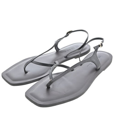 MOHI Sandals