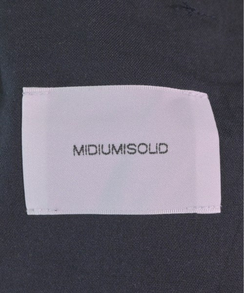 MIDIUMISOLID Shorts