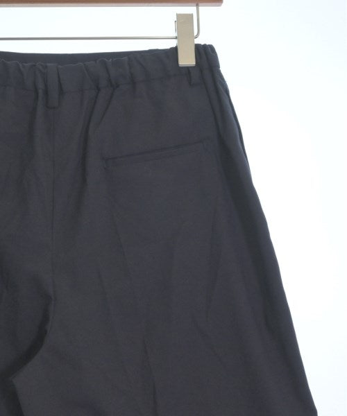 MIDIUMISOLID Shorts