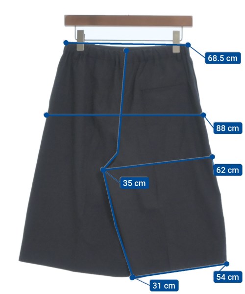 MIDIUMISOLID Shorts