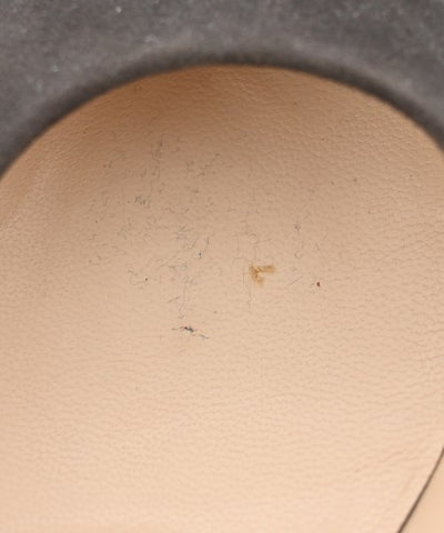 COMING ATTRACTIONS Pumps/Heels