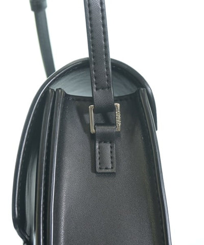 VASIC Shoulder bags