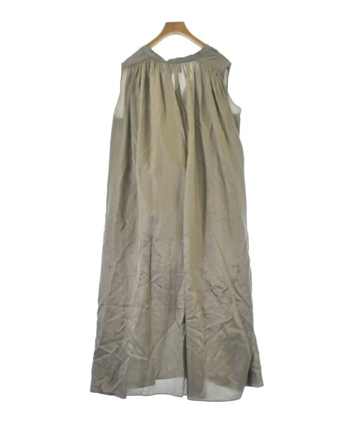 1er Arrondissement Dresses