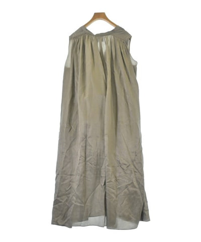 1er Arrondissement Dresses