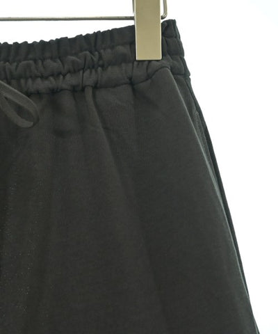 1er Arrondissement Long/Maxi length skirts