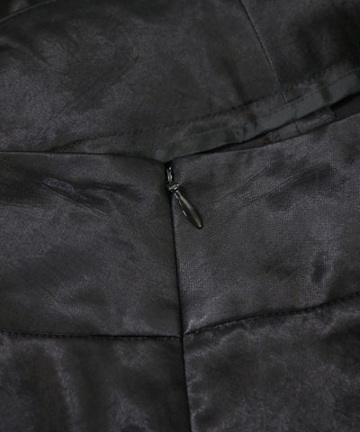 1er Arrondissement Long/Maxi length skirts