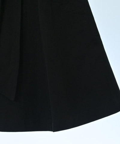 1er Arrondissement Long/Maxi length skirts