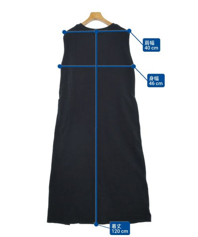 1er Arrondissement Dresses