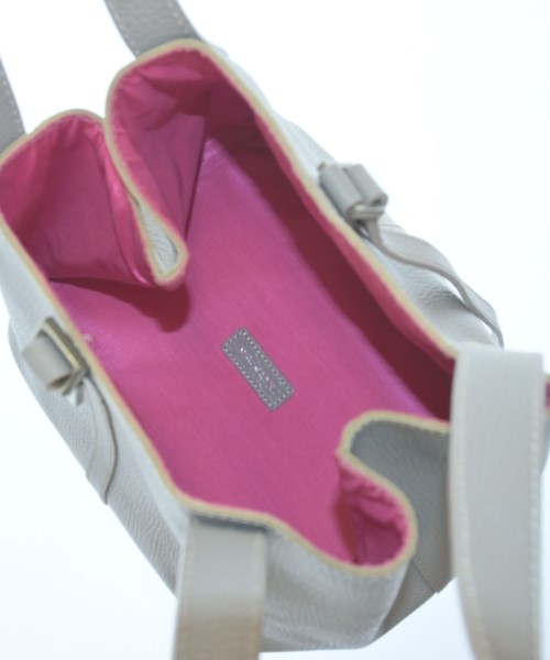 Les sacs Adam Handbags