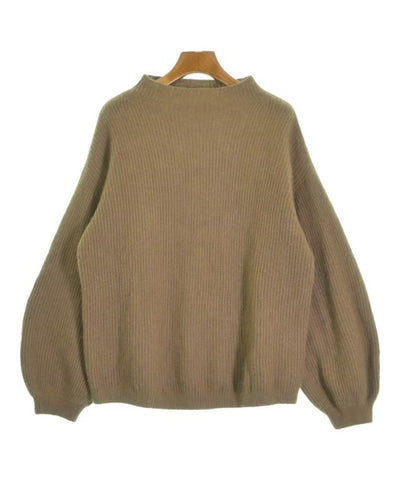 Lilly Lynque Sweaters