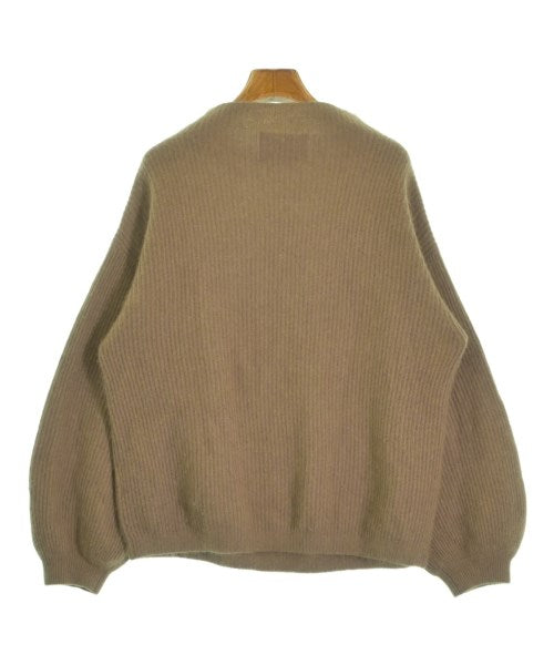 Lilly Lynque Sweaters