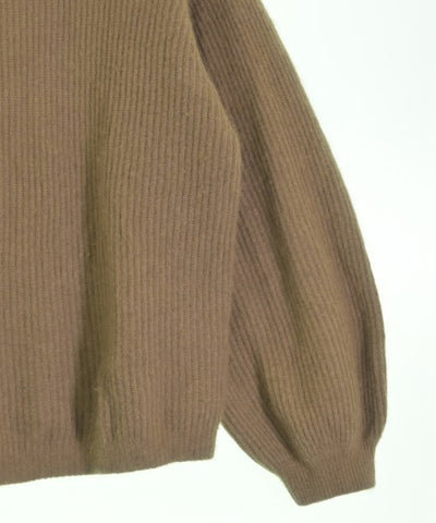 Lilly Lynque Sweaters