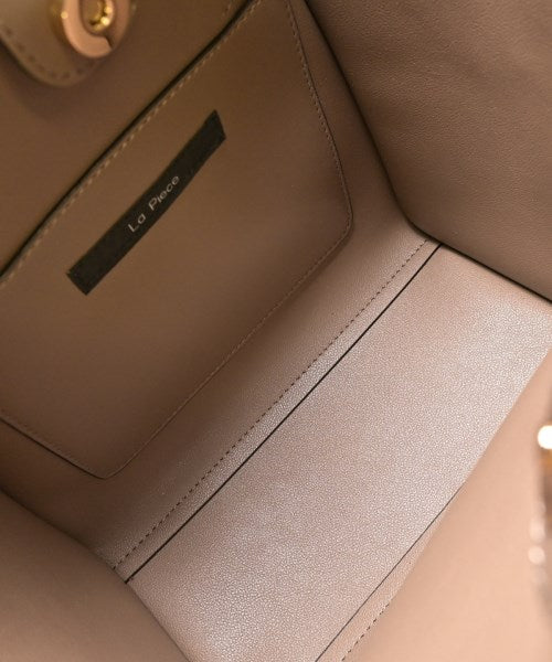 La Piece Shoulder bags