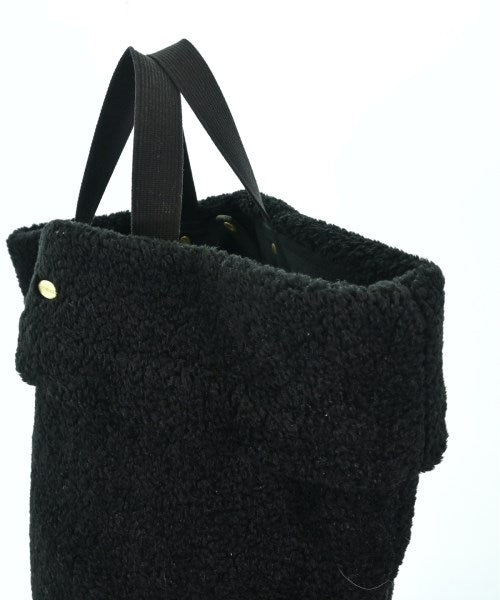 FEEL AND TASTE Totes