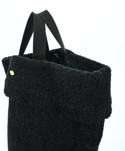 FEEL AND TASTE Totes