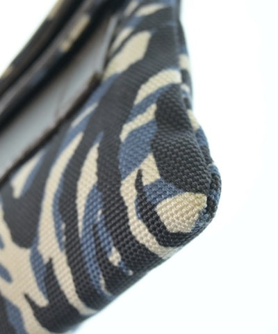 BAUM UND PFERDGARTEN Clutches