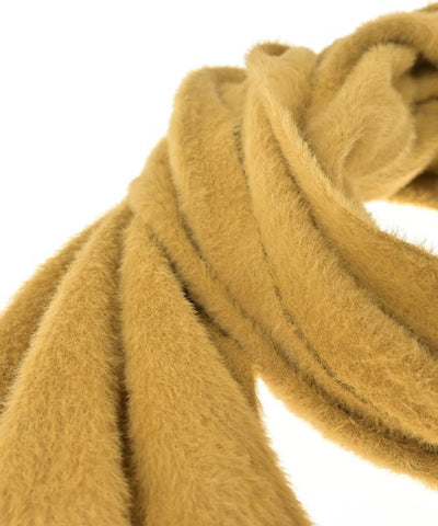 THOMAS MAGPIE Winter scarves