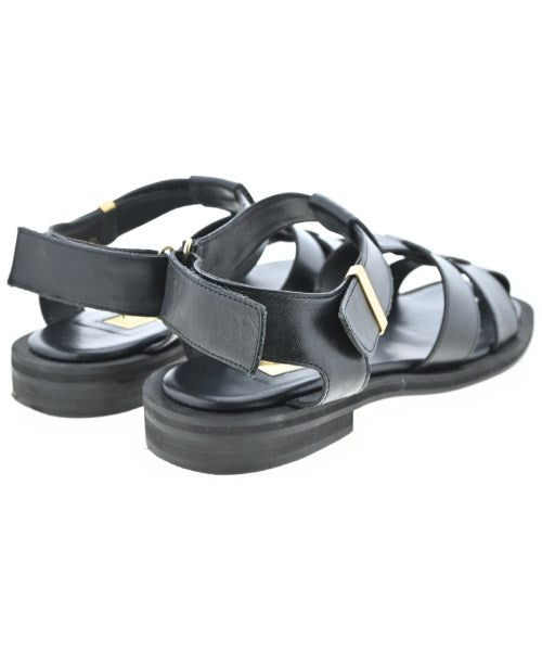 GRISE Sandals